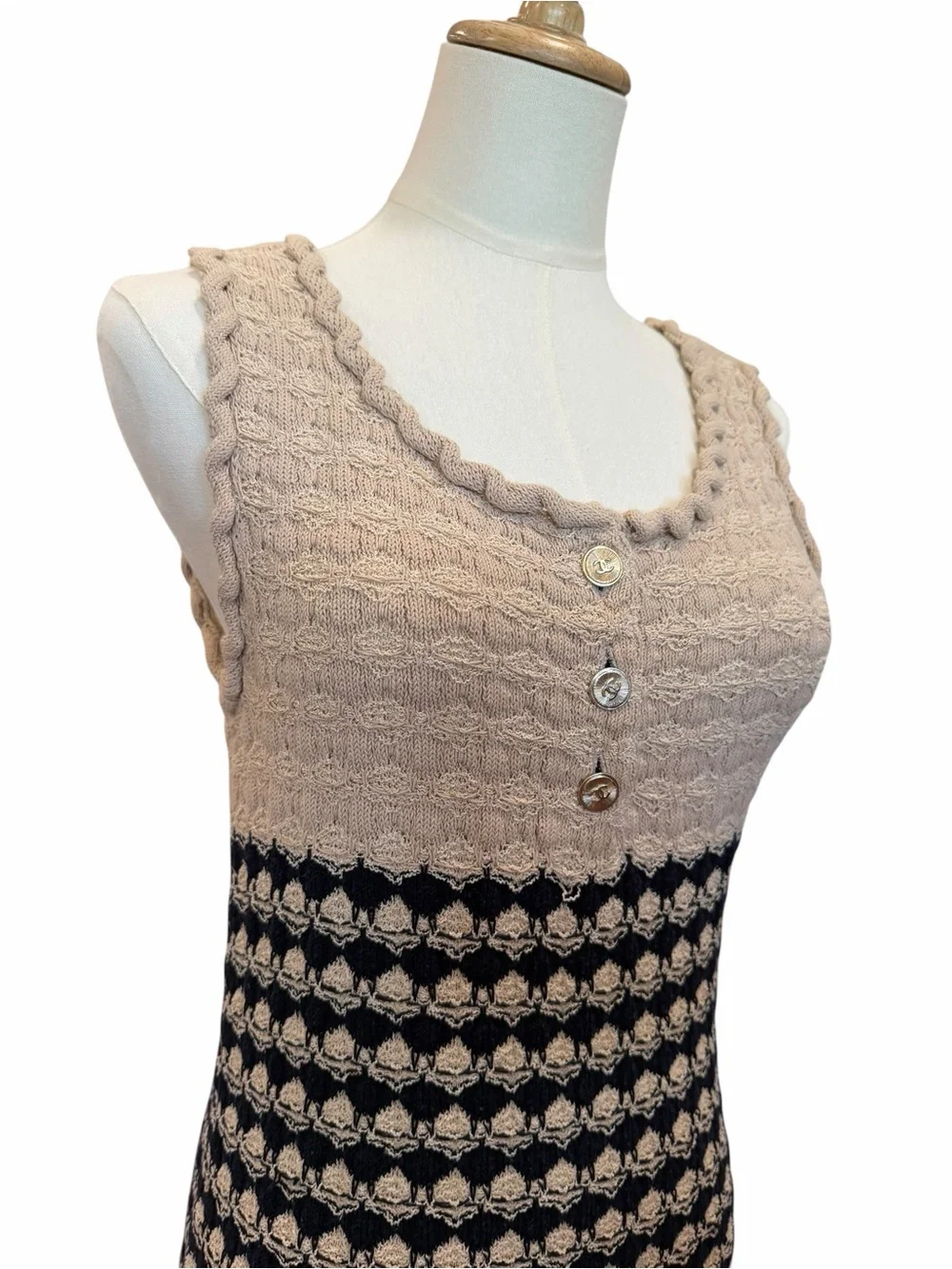 CHANEL Beige and Black Knit Sleeveless A-Line Dress